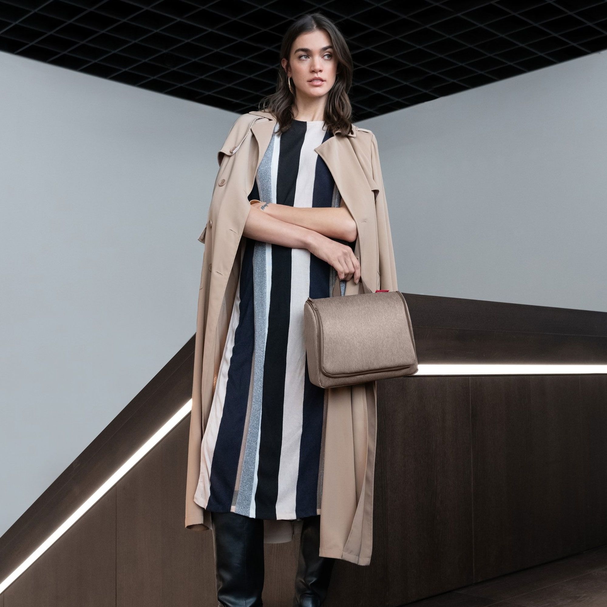 reisenthel - toiletbag XL - herringbone mokka