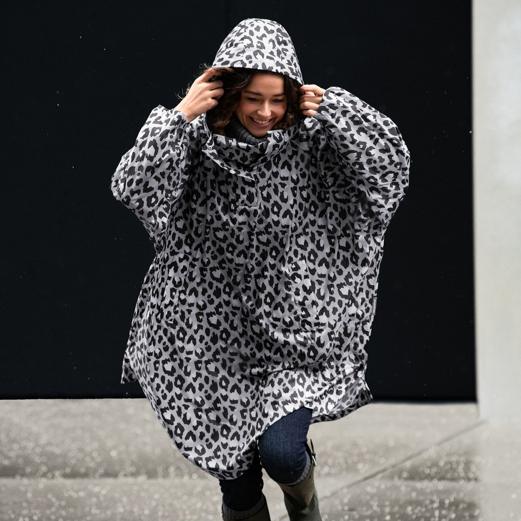 reisenthel - mini maxi raincoat - leo nero