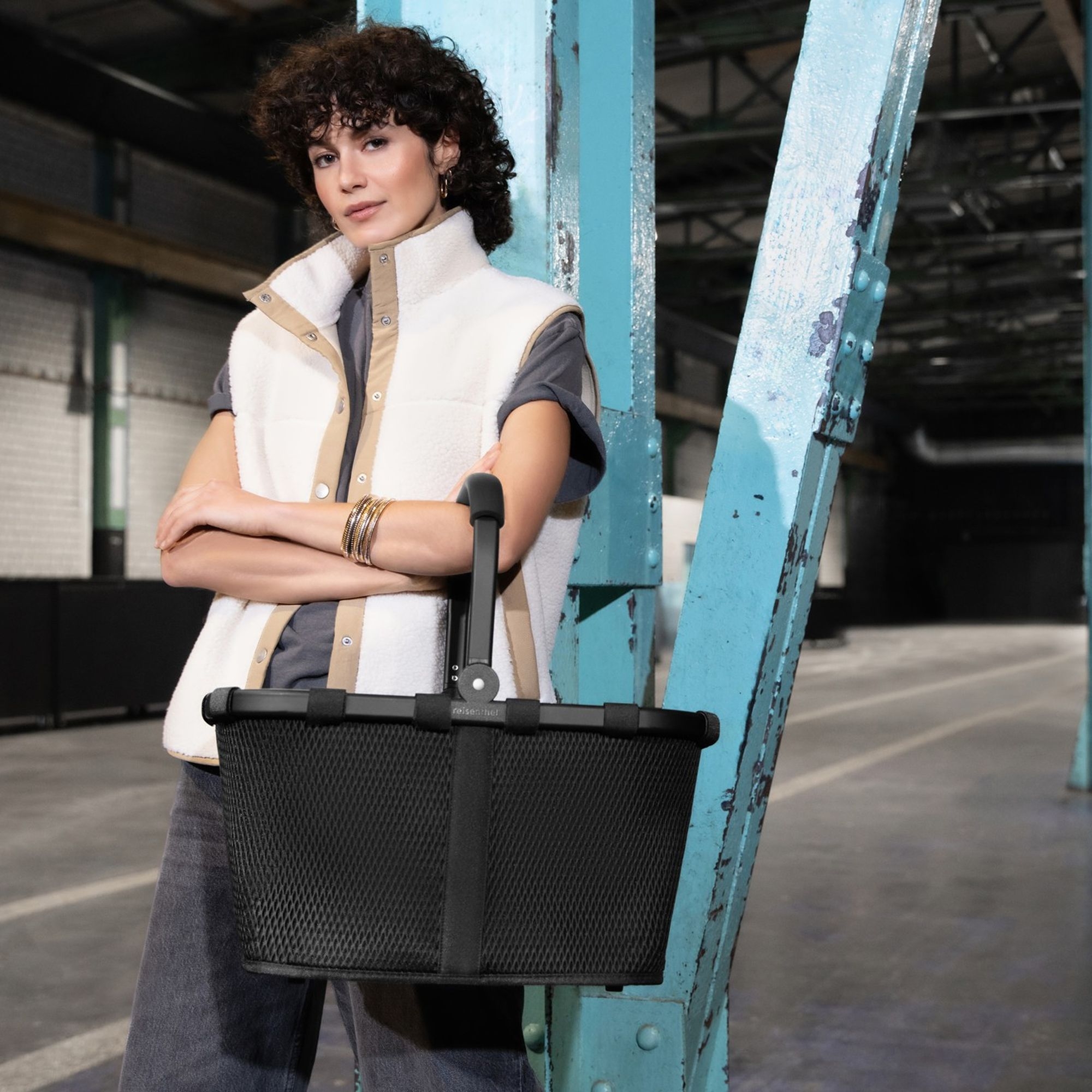reisenthel - carrybag - frame mesh black
