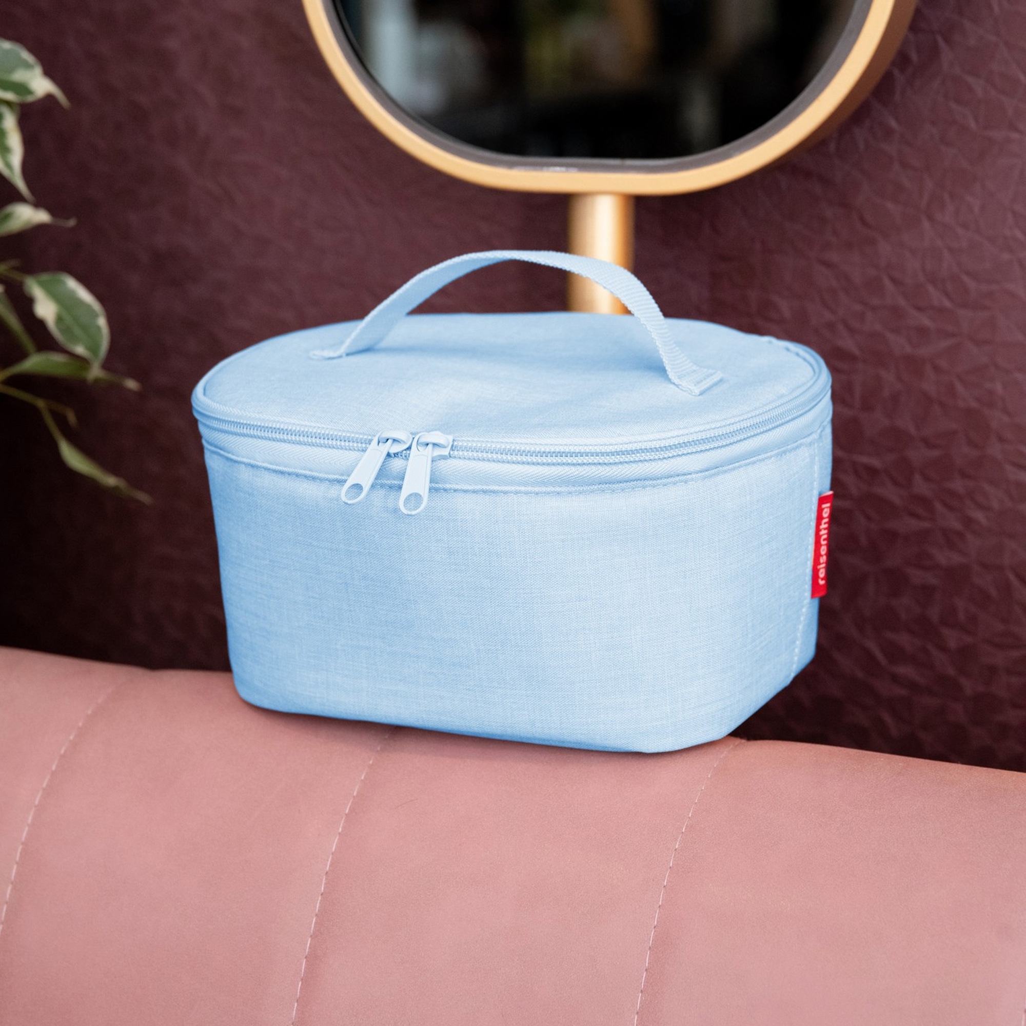 reisenthel - coolerbag S pocket - twist powder blue reisenthel - coolerbag S pocket - twist powder blue