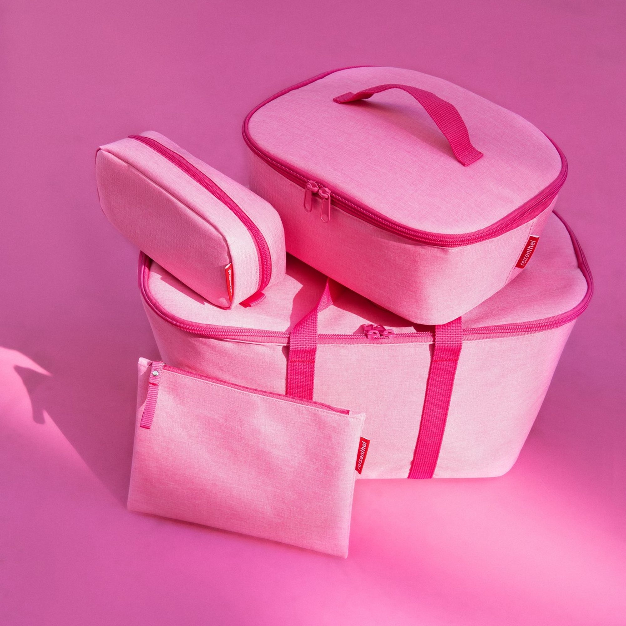 reisenthel - case 1 - twist pink reisenthel - case 1 - twist pink