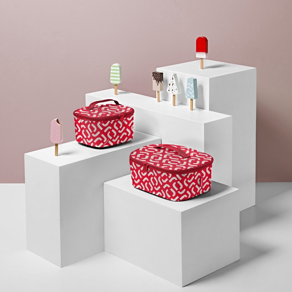 reisenthel - coolerbag M pocket - signature red reisenthel - coolerbag M pocket - signature red