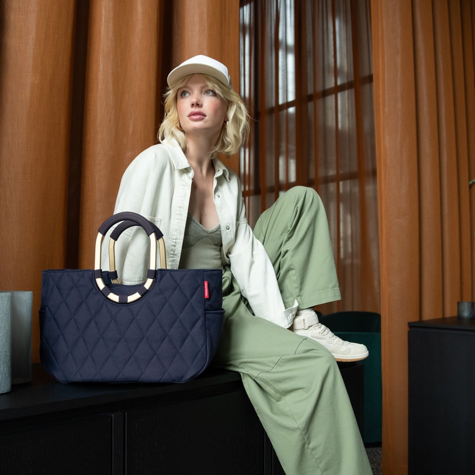 reisenthel - loopshopper M - rhombus midnight gold reisenthel - loopshopper M - rhombus midnight gold