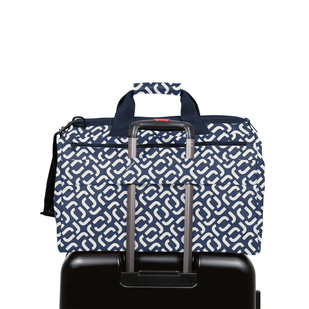 reisenthel - allrounder L pocket - signature navy reisenthel - allrounder L pocket - signature navy