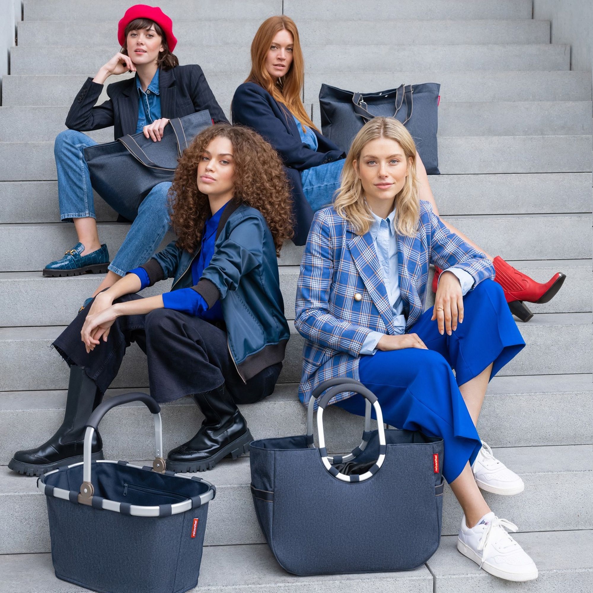 reisenthel - carrybag - herringbone dark blue reisenthel - carrybag - herringbone dark blue