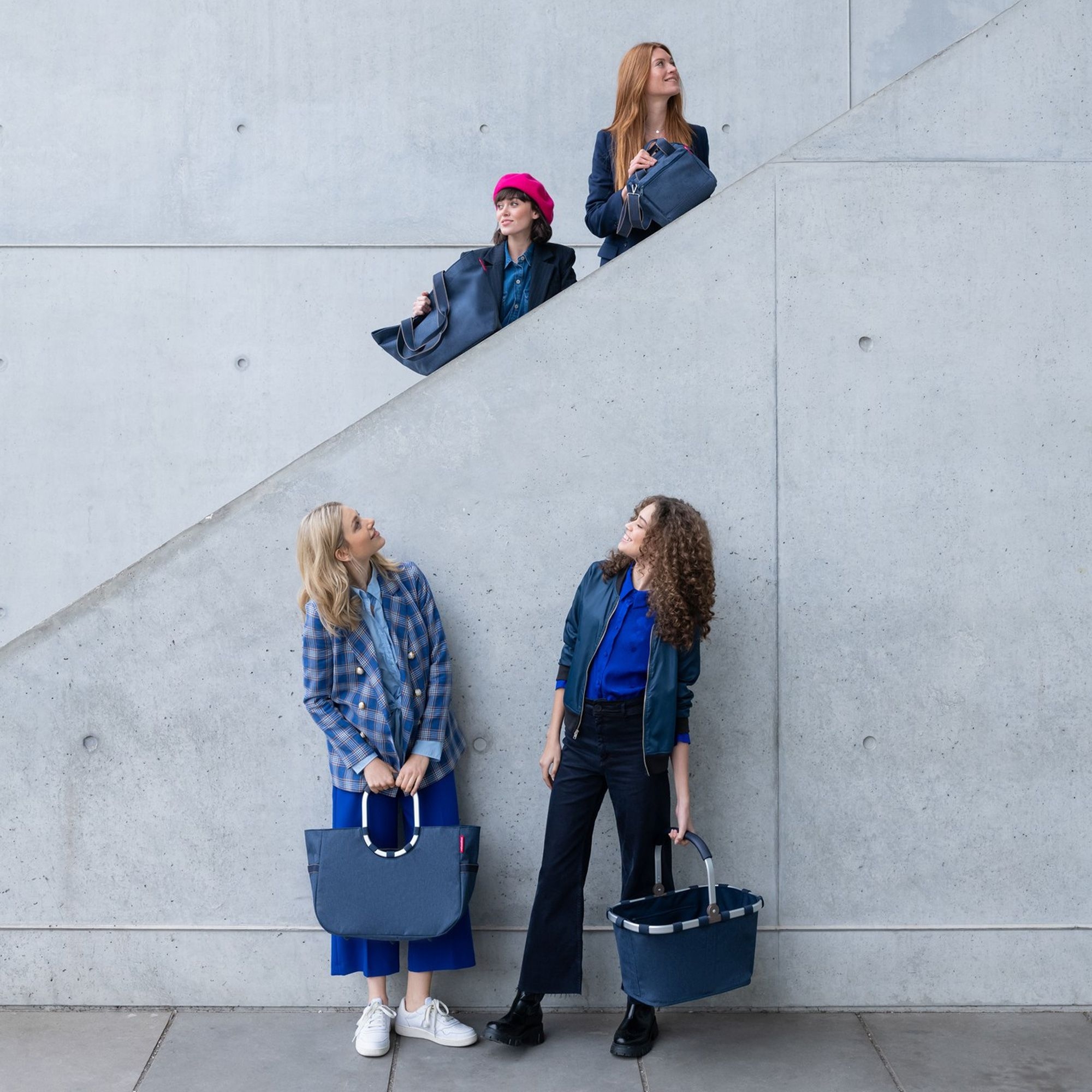 reisenthel - carrybag - herringbone dark blue reisenthel - carrybag - herringbone dark blue