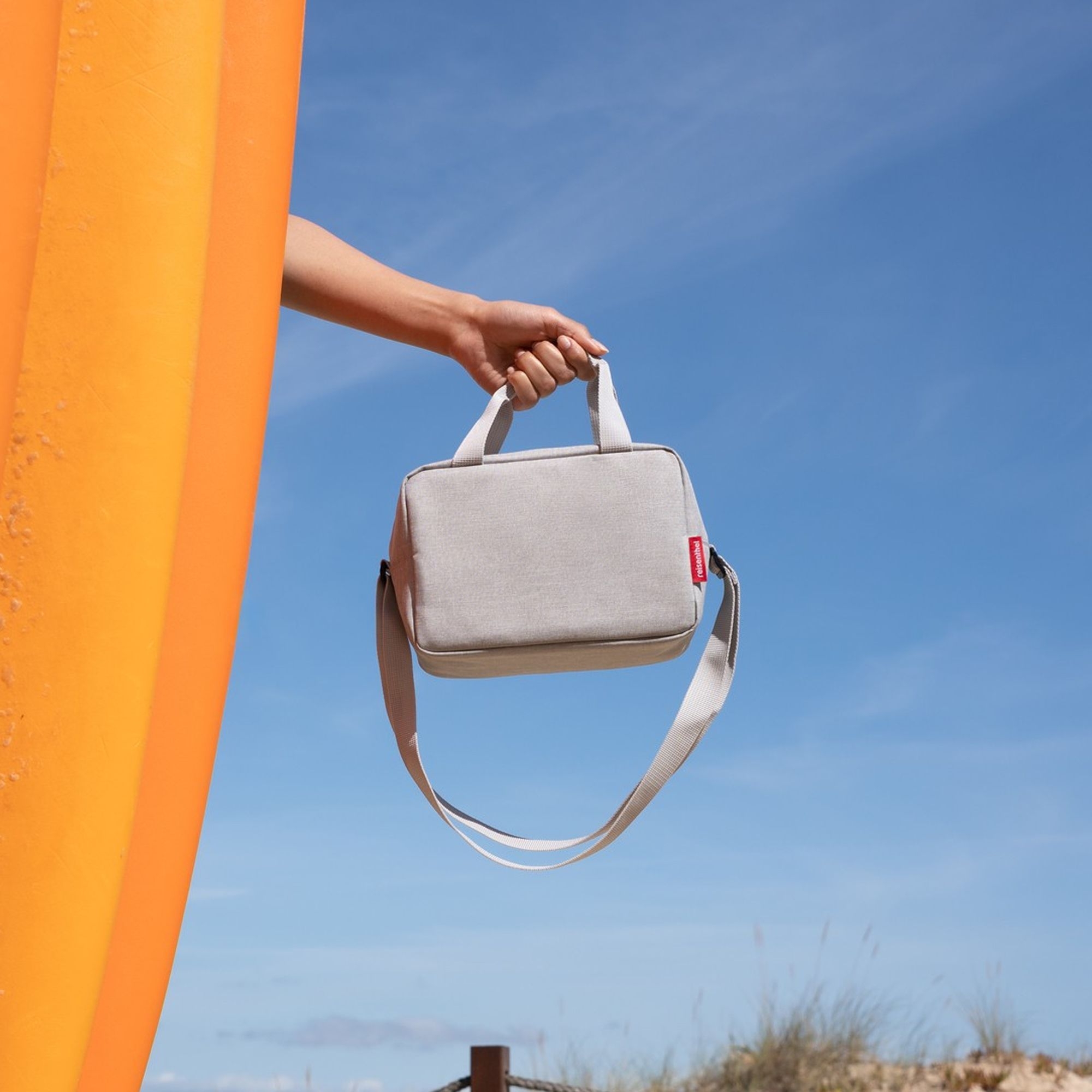 reisenthel - coolerbag to-go - twist sky rose reisenthel - coolerbag to-go - twist sky rose