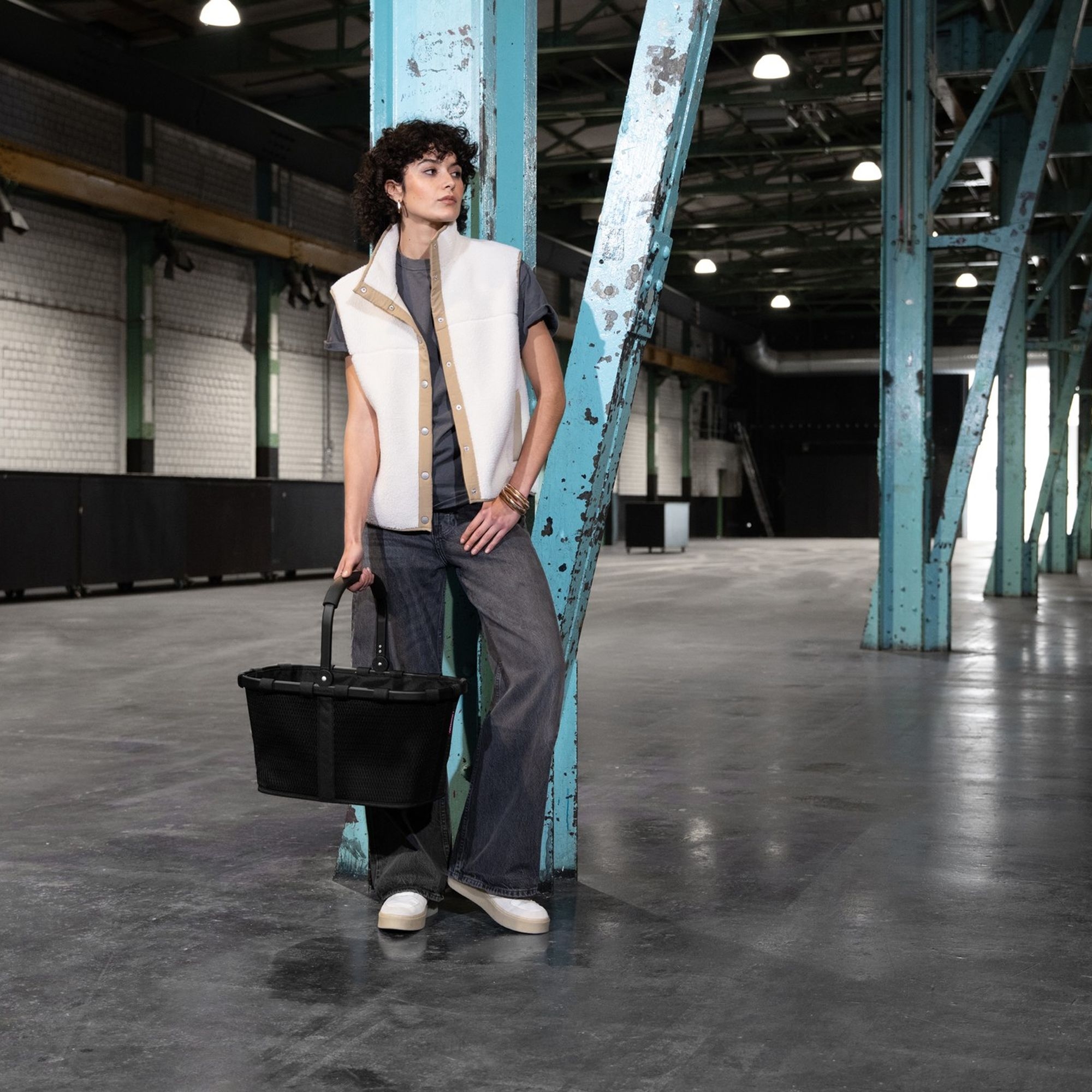reisenthel - carrybag - frame mesh black