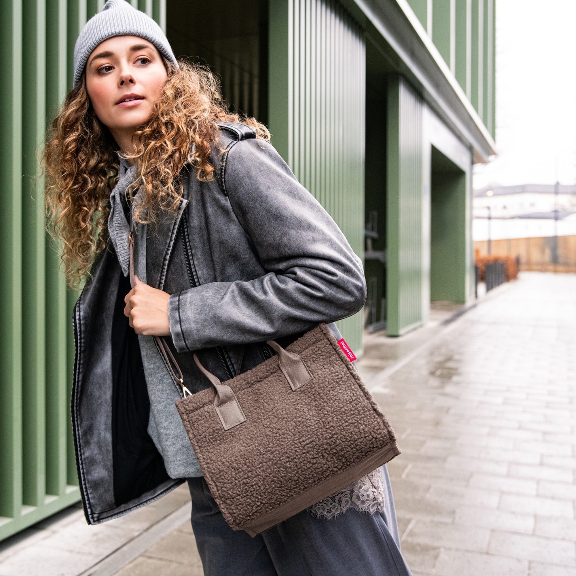 reisenthel - daily shopper XS -  teddy chocolate