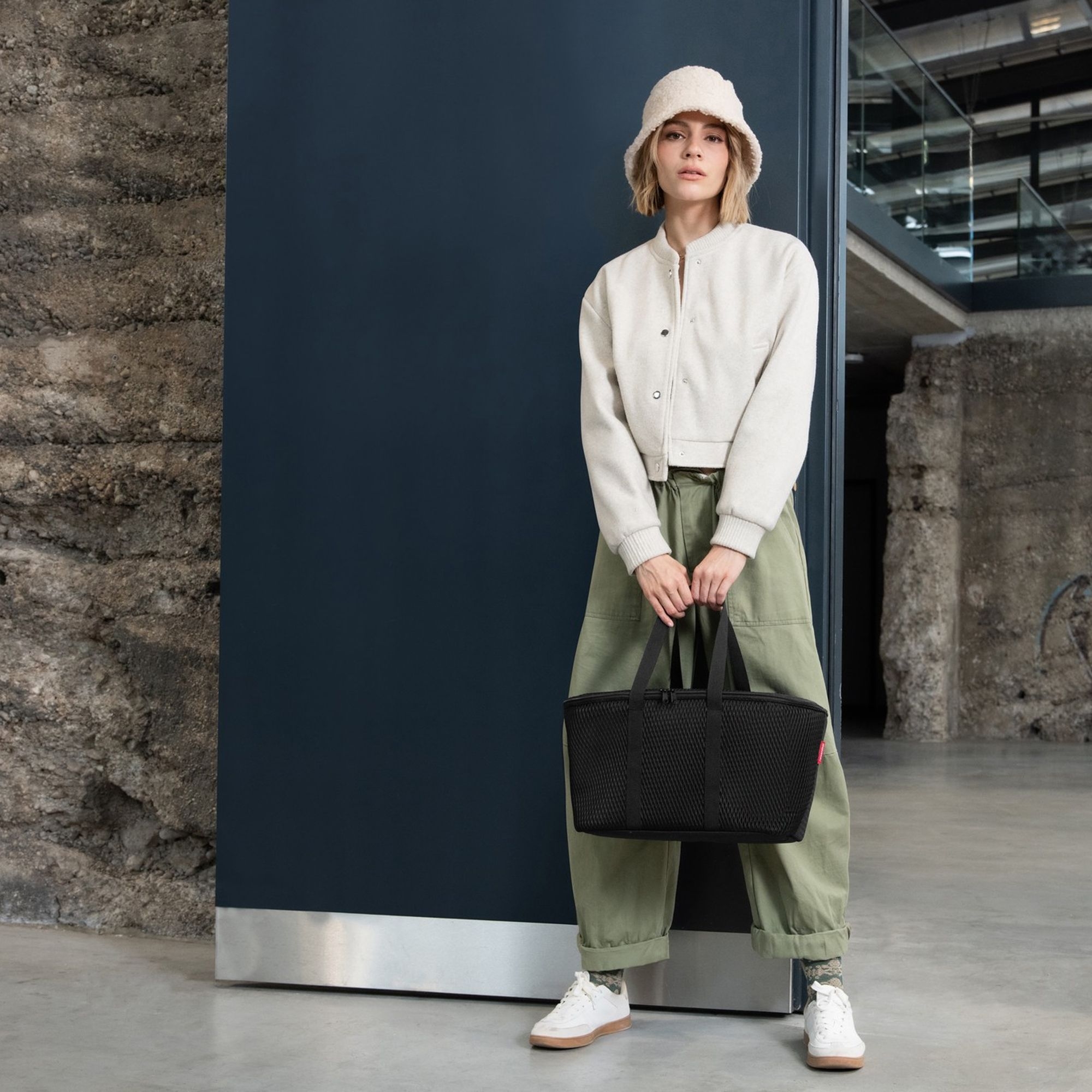 reisenthel - coolerbag - mesh black