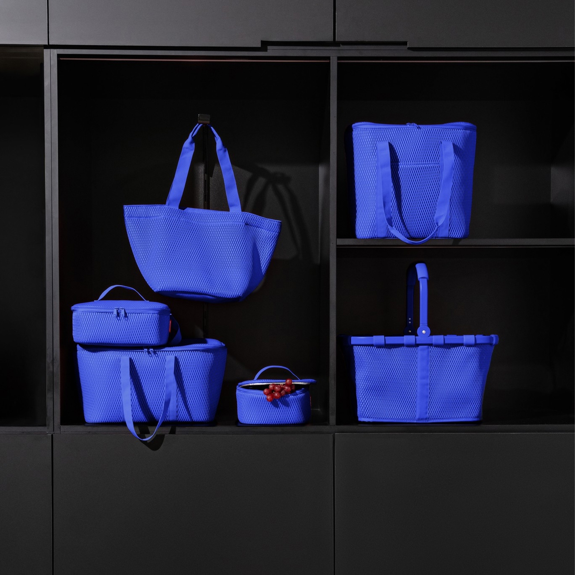 reisenthel - coolerbag S pocket - royal blue