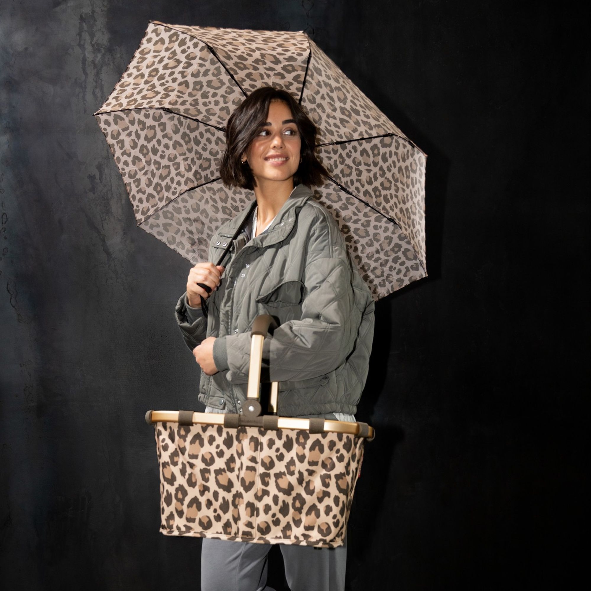 reisenthel - umbrella pocket duomatic - leo macchiato reisenthel - umbrella pocket duomatic - leo macchiato