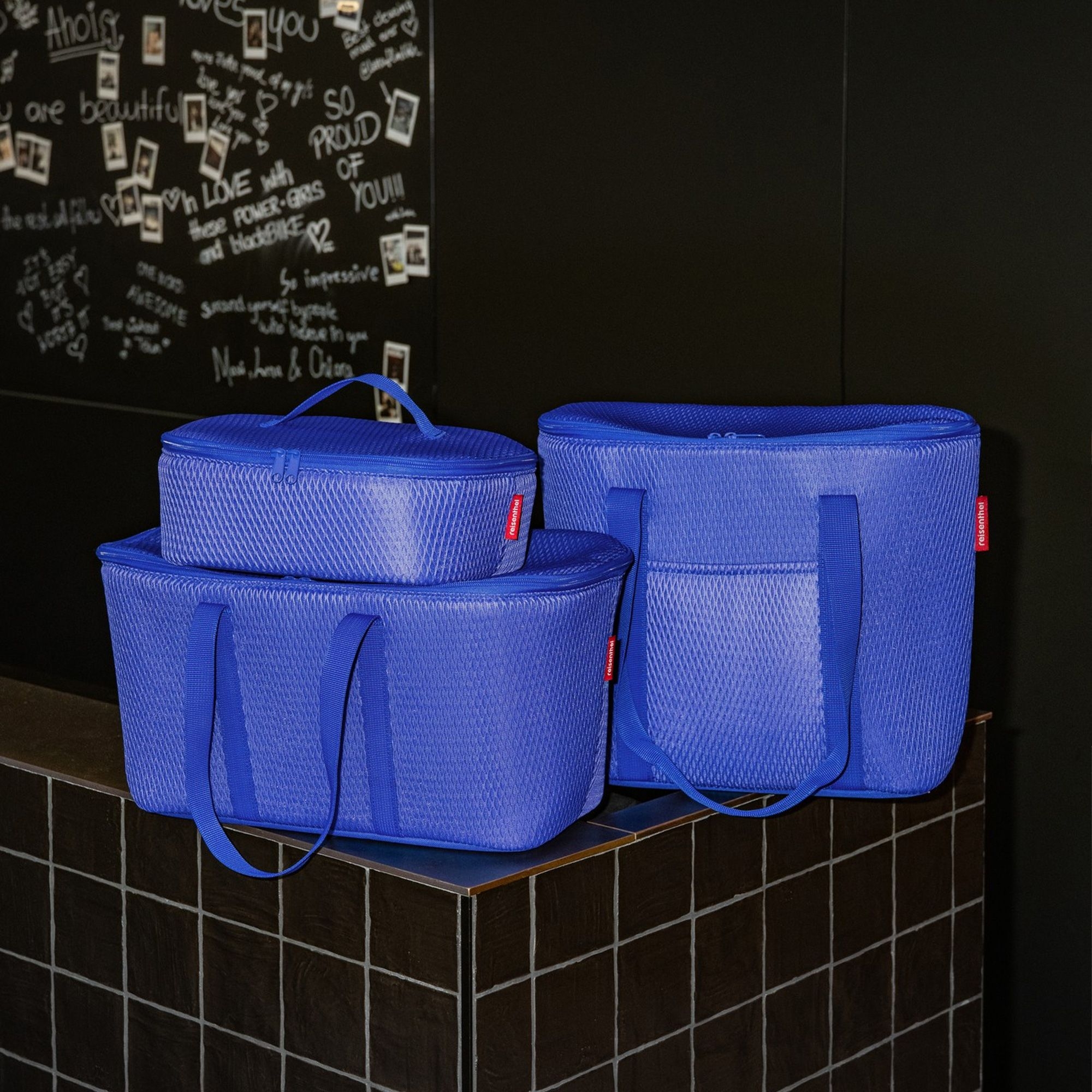 reisenthel - coolerbag - mesh royal blue