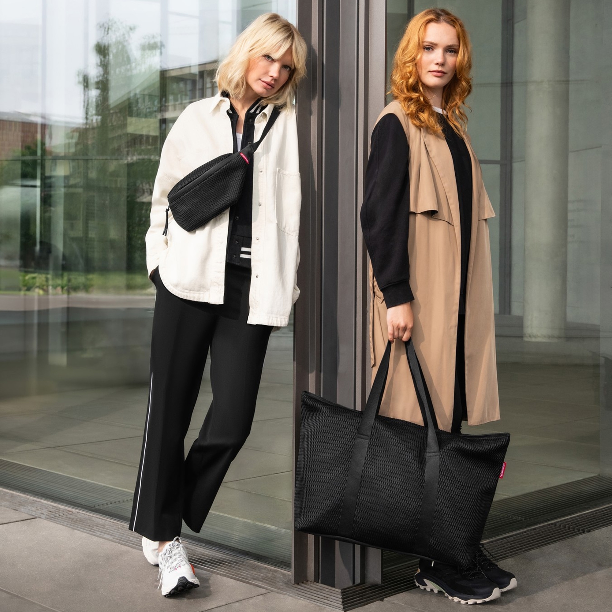 reisenthel - extralite shopper L - mesh black