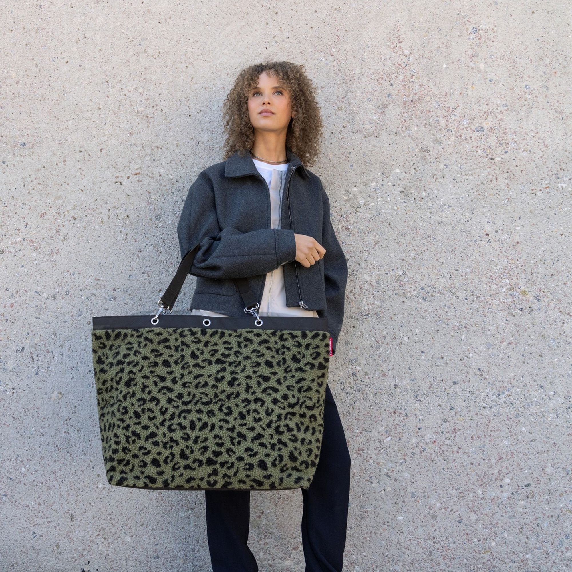 reisenthel - shopper XL - teddy leo olive