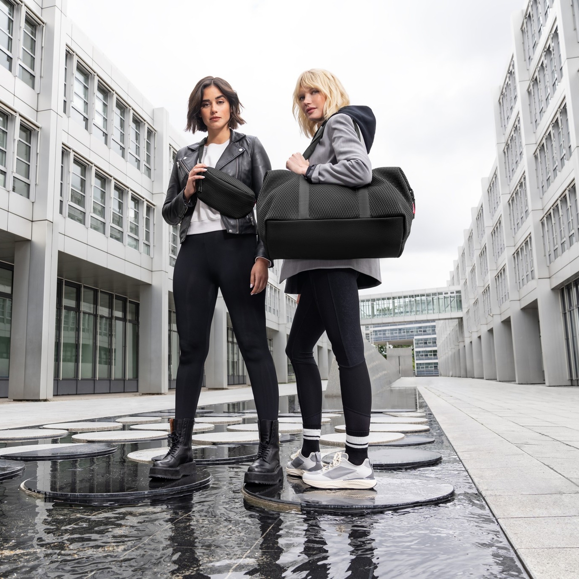 reisenthel - extralite beltbag - mesh black